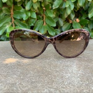 Gap tortoise shell sunglasses